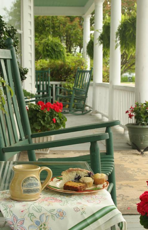 White Doe Inn Bed & Breakfast Manteo Bagian luar foto