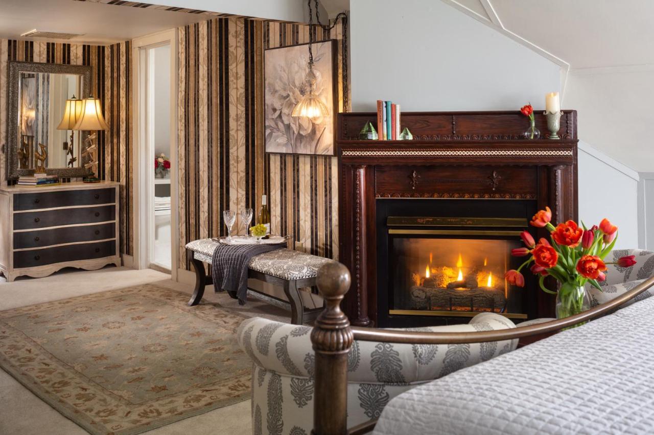 White Doe Inn Bed & Breakfast Manteo Bagian luar foto