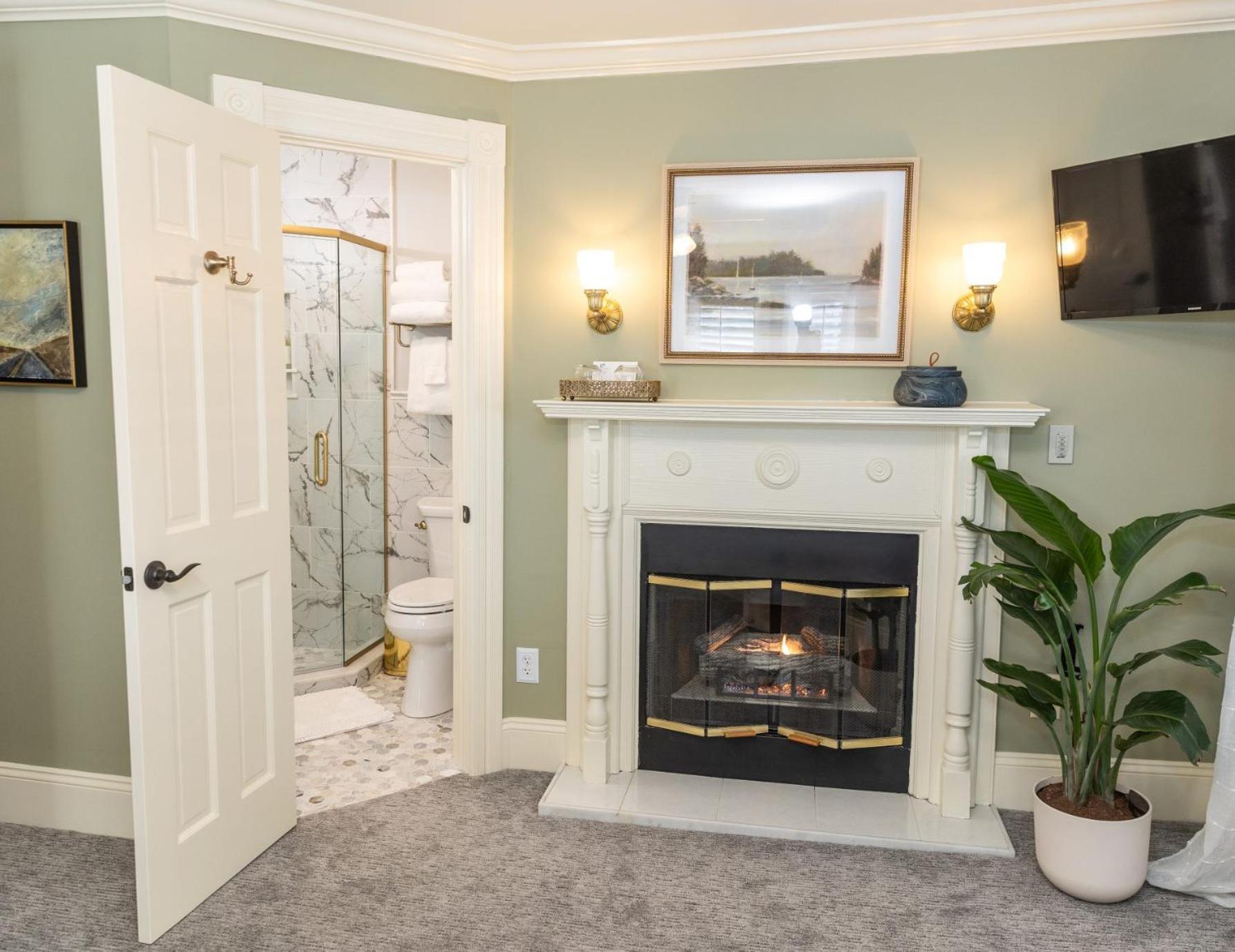 White Doe Inn Bed & Breakfast Manteo Bagian luar foto