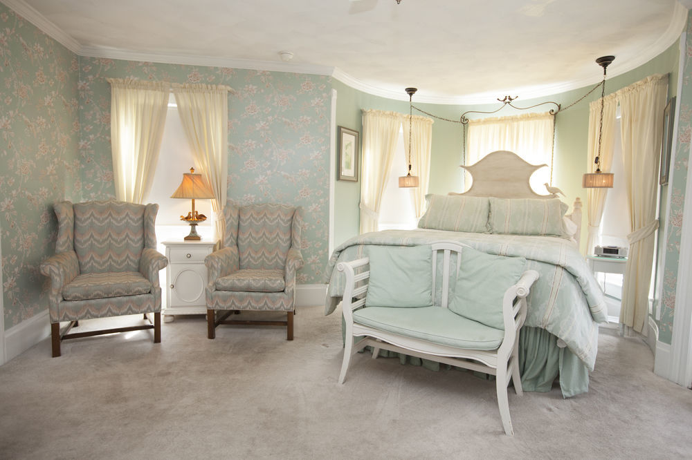 White Doe Inn Bed & Breakfast Manteo Bagian luar foto